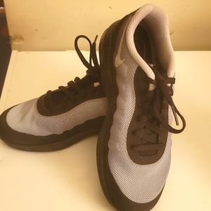 Boys Nike Air Max Invigor Ps